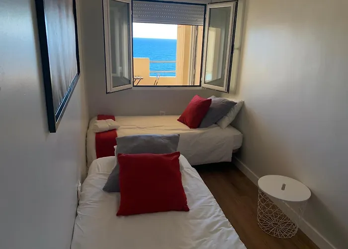 Piso Amplio Frente Al Mar En Pleno Paseo Maritimo. Apartment Cadiz